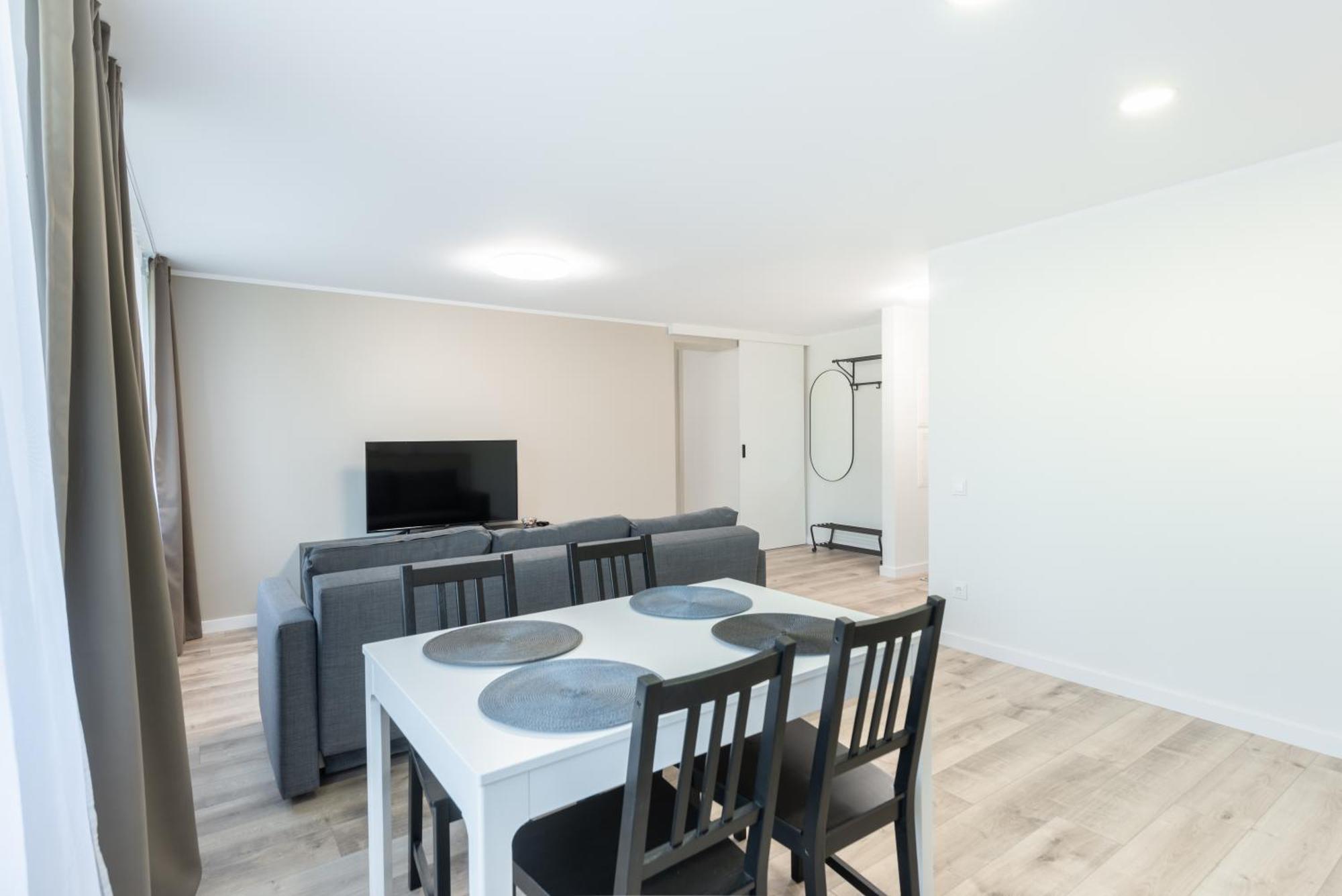 Stiklo Apartamentai Radviliskis Exterior foto